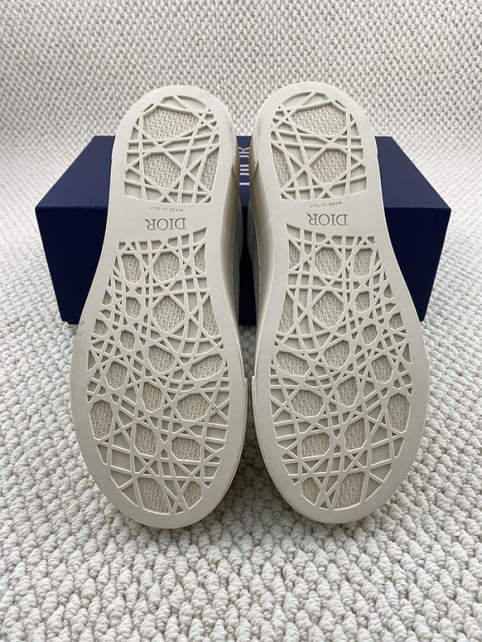 D10R B33 Sneaker
