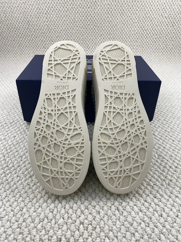 D10R B33 Sneaker