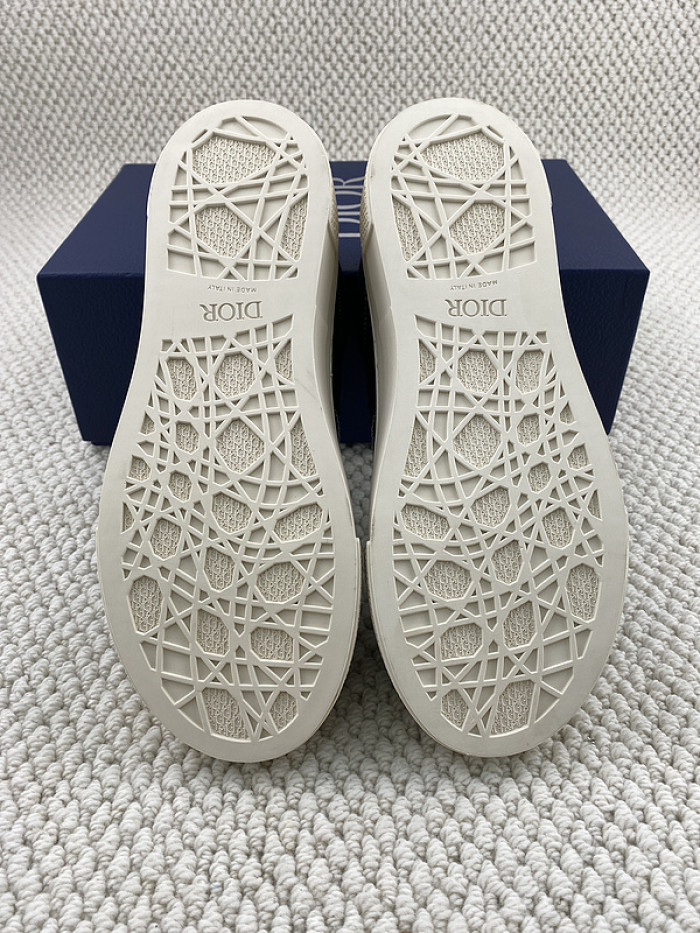 D10R B33 Sneaker