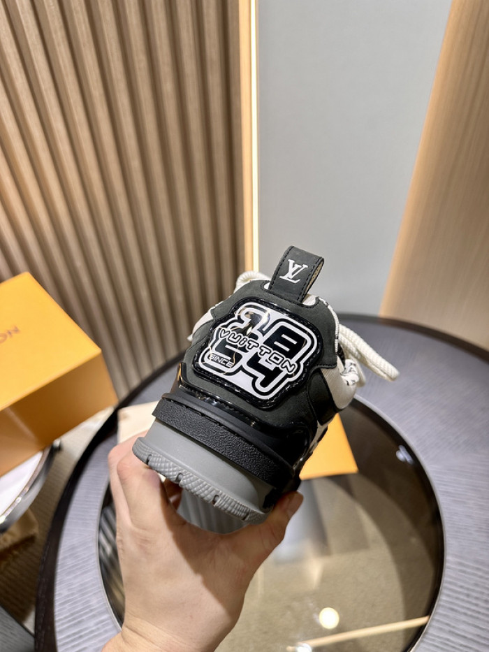 Lou1su1tt Skate Sneaker