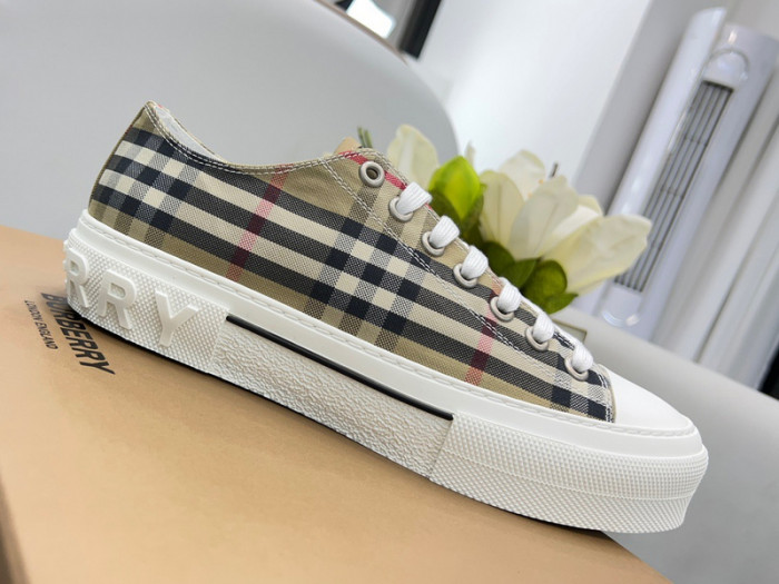 BUR SNEAKER