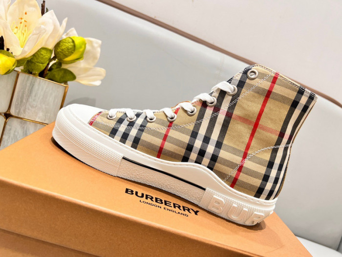 BUR SNEAKER
