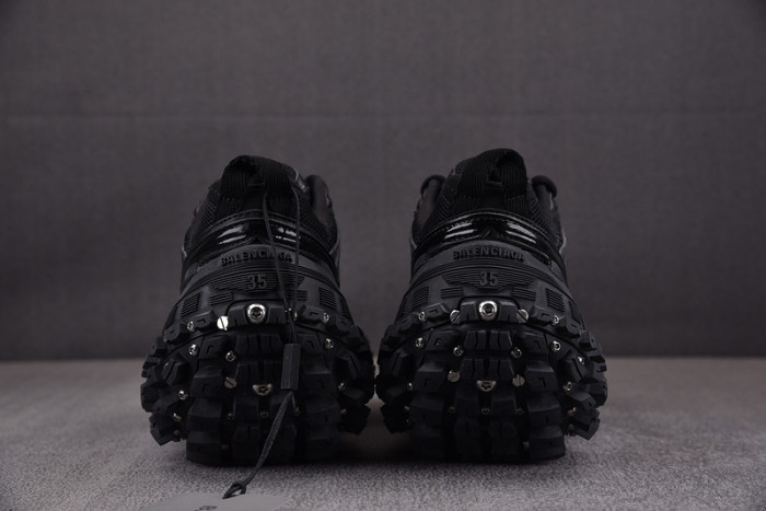 BLCG DEFENDER RUBBER PLATFORM SNEAKERS 685613 W2RA6 5381