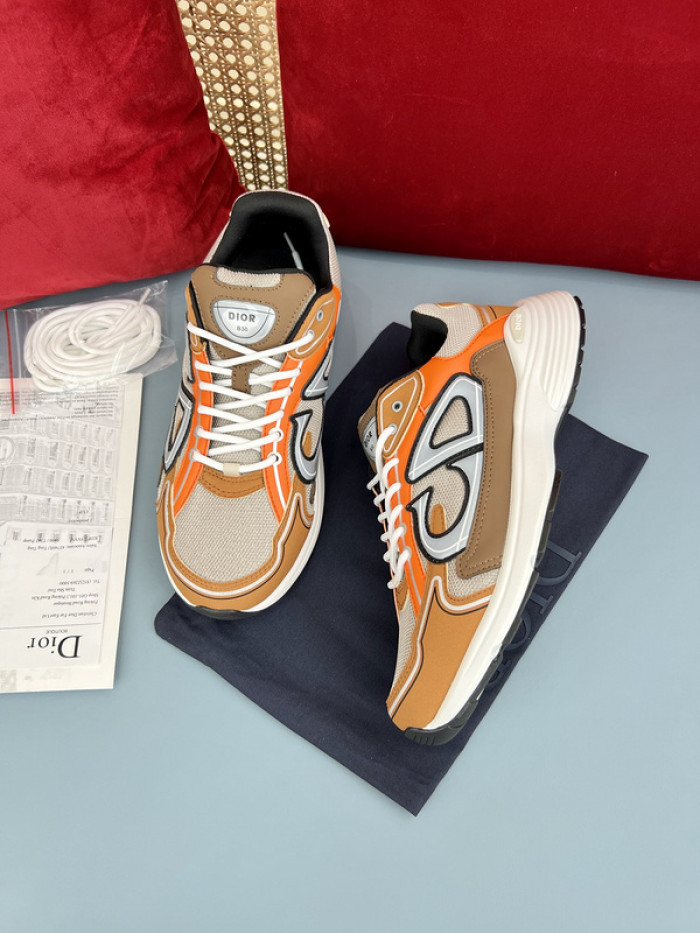 D10R B30 SNEAKER