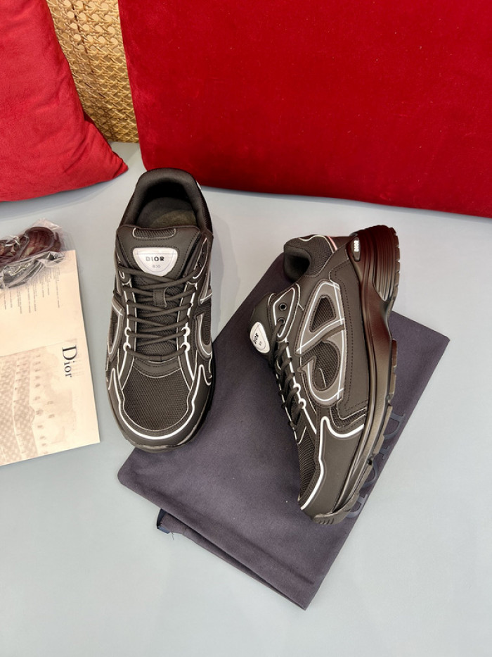 D10R B30 SNEAKER