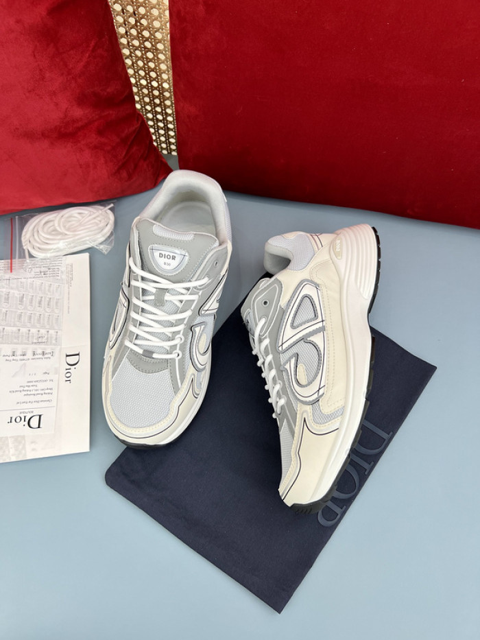 D10R B30 SNEAKER