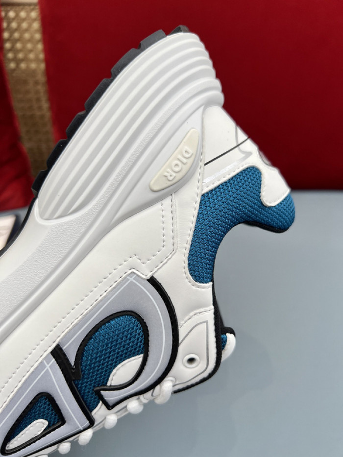 D10R B30 SNEAKER