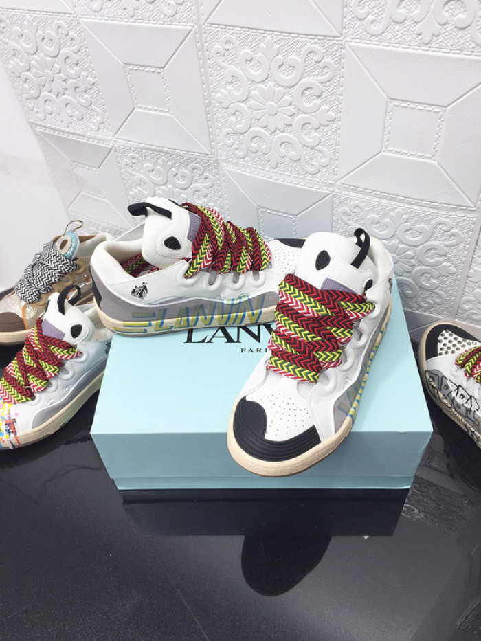 LANEVN Sneakers