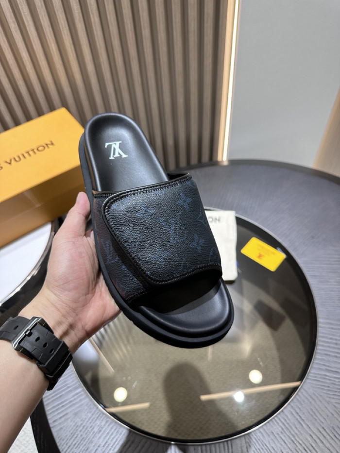 Lou1su1tt slides