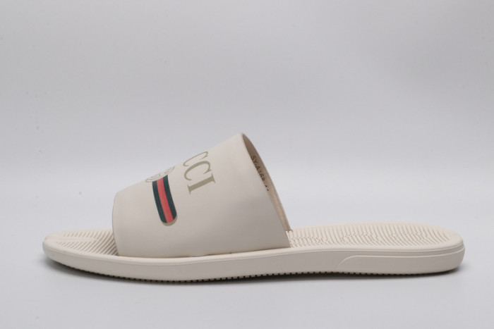 Gu66 SLIPPERS