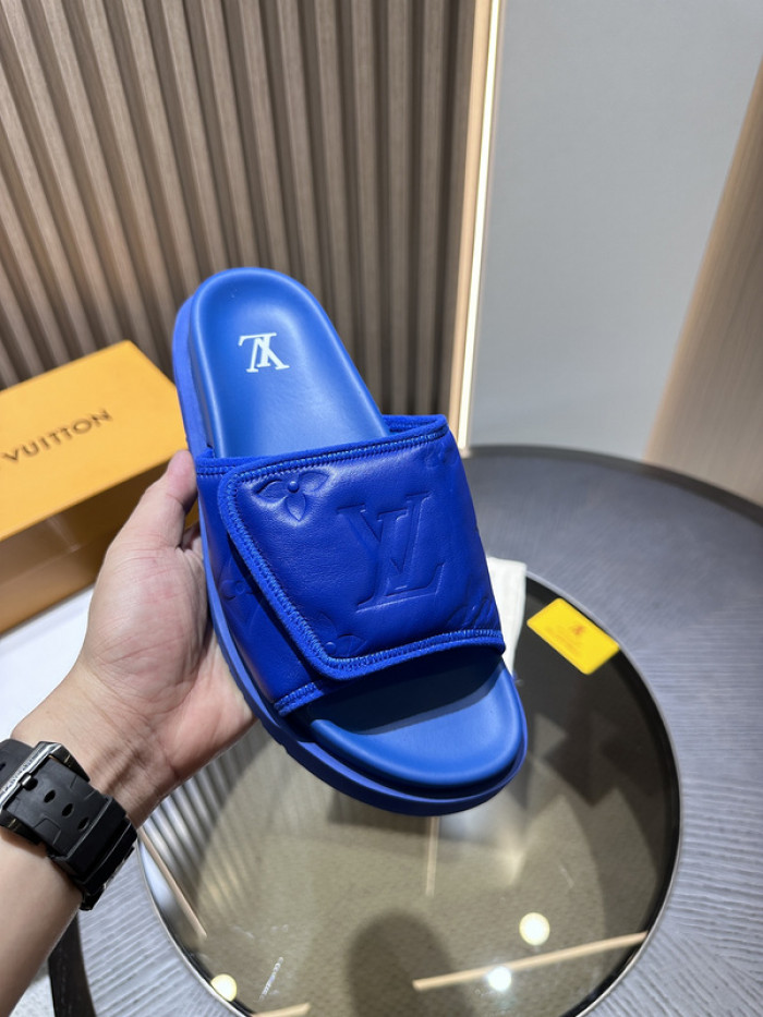 Lou1su1tt slides