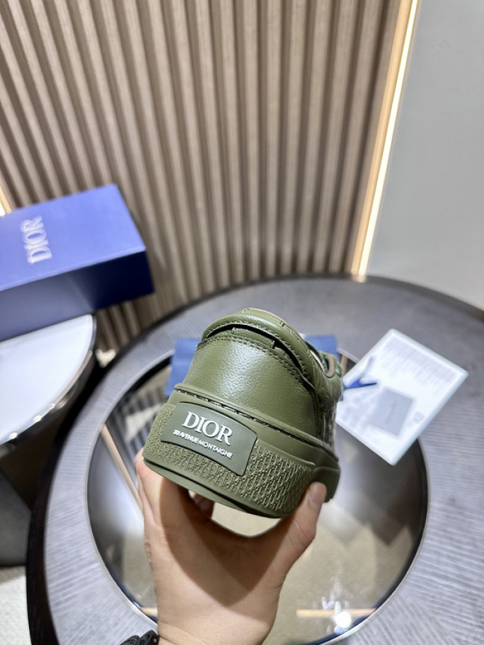 D10R B33 Sneaker