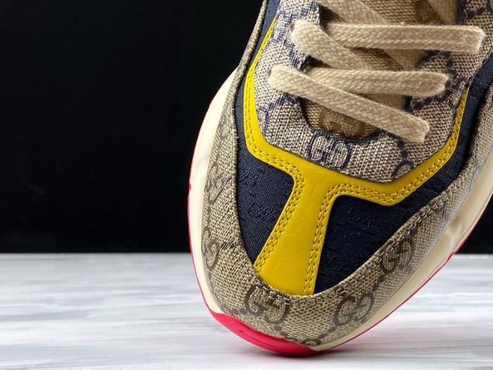 Gu66 Rhyton Vintage Trainer Sneaker 619891 99WF0 4370