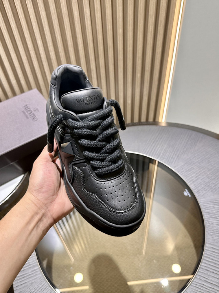 Valnetin0 One Stud Low-Top
