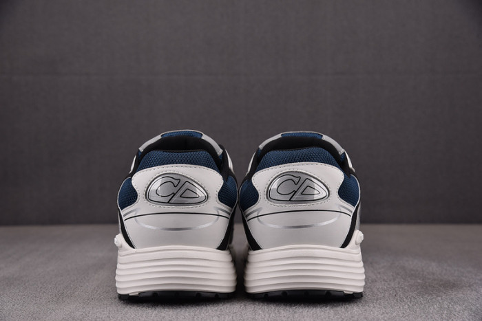 D10R B30 SNEAKER