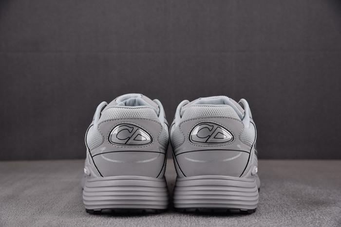 D10R B30 SNEAKER
