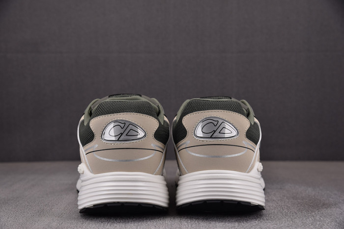 D10R B30 SNEAKER