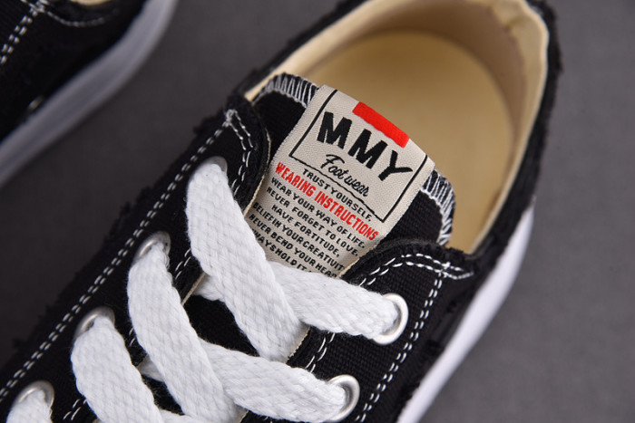 Ma1s0n MIHARA YASUHIRO SNEAKER
