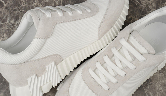 H**me5 Sneaker