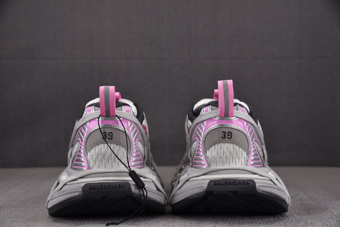 BLCG 3XL SNEAKER 778697 W3XLL 9115