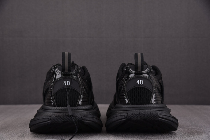 BLCG 3XL SNEAKER 825601 W3XCH 1000