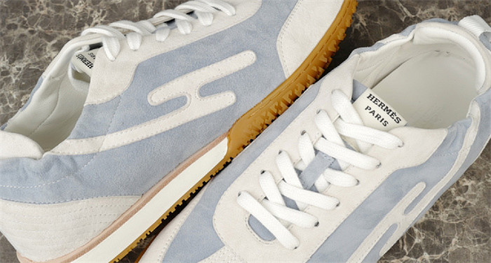 H**me5 Sneaker