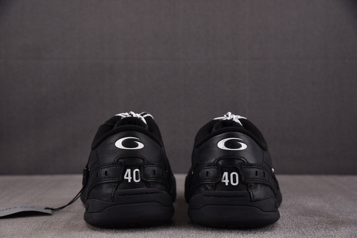 BLCG Hamptons Worn-out Sneaker 841765 WCURB 1000