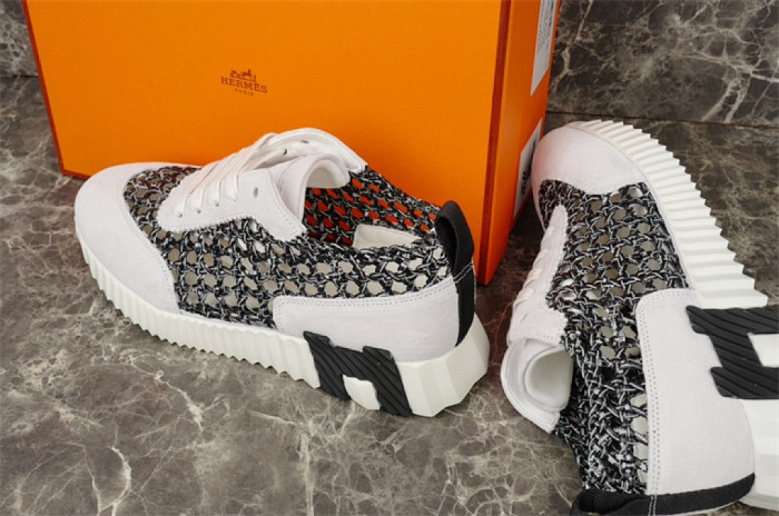 H**me5 Sneaker