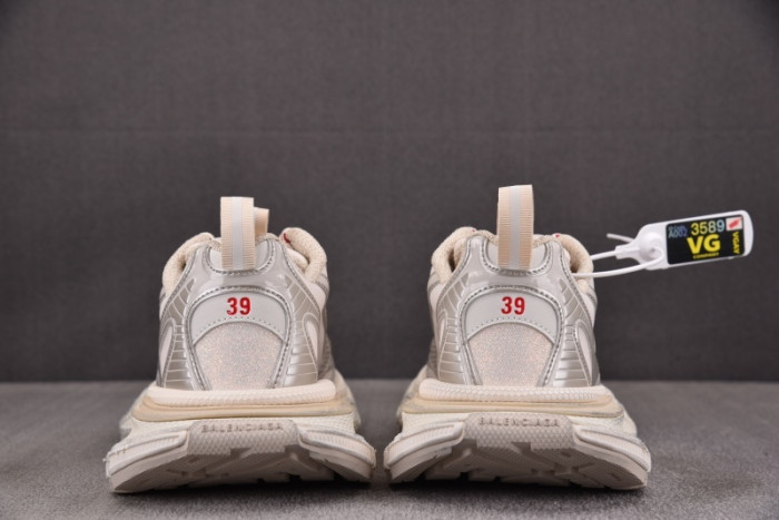 BLCG 3XL SNEAKER 734731 W3XLX 2260