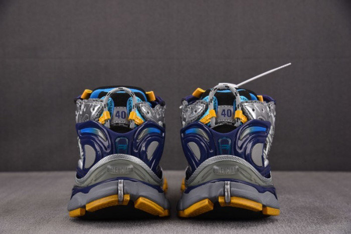BLCG Runner Suede Sneaker 772774 W3RMU 1474