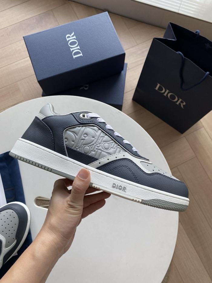 D10R B27 Sneaker