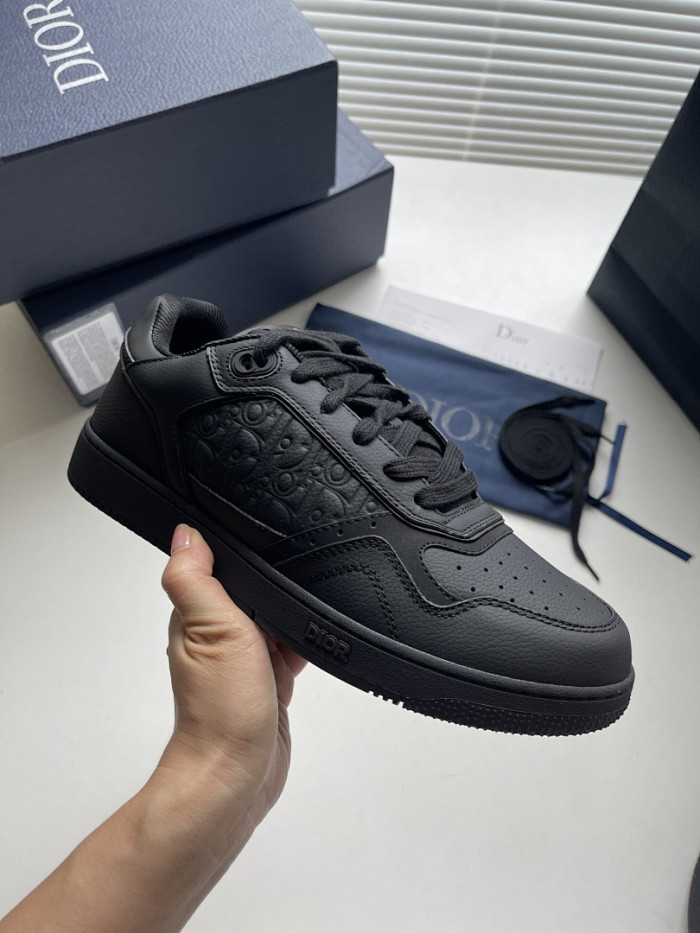 D10R B27 Sneaker