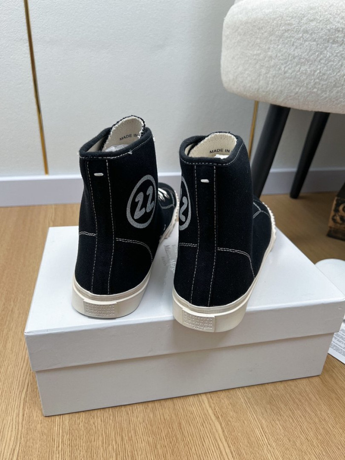Ma1s0n Marg*e1a Tabi High Top