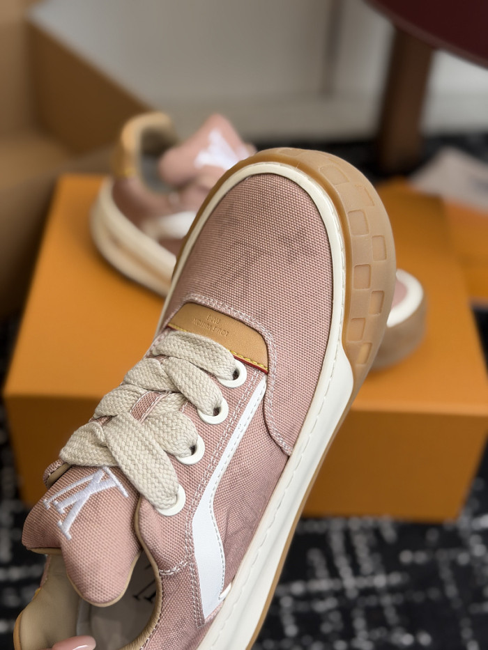 Lou1su1tt Tilted Sneaker