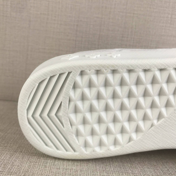 lou1su1tt Frontraw Sneaker