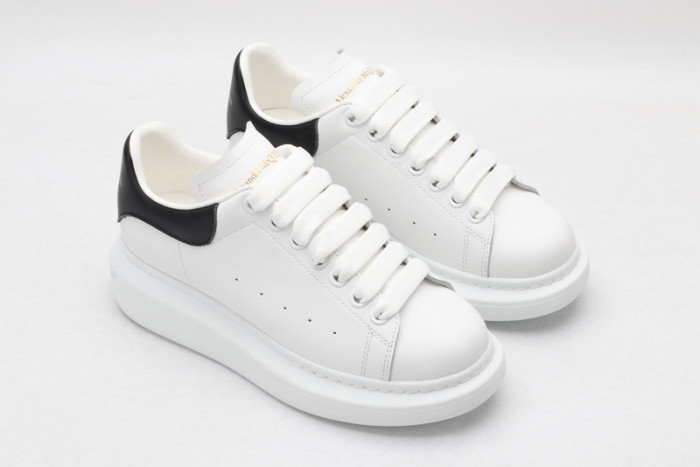 MQ Sneakers