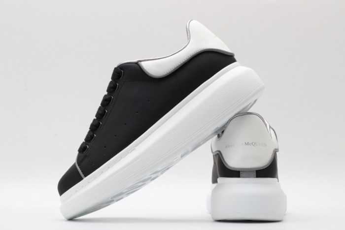 MQ Sneakers