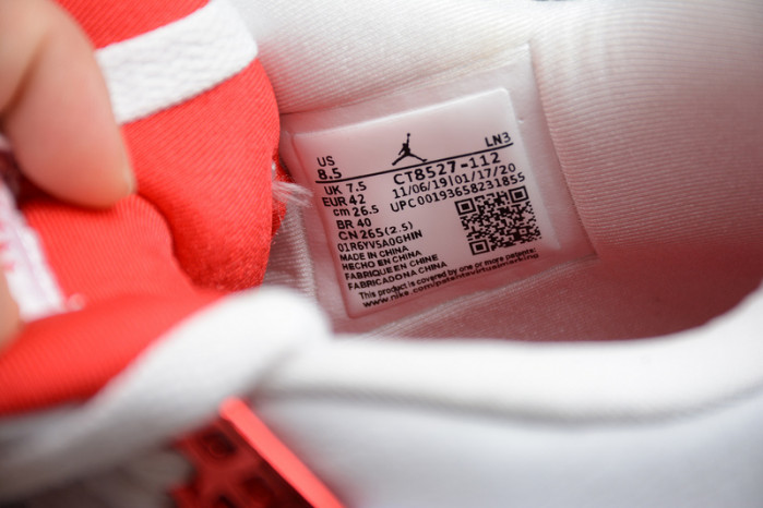 Air Jordan 4 Retro Metallic Red CT8527-112