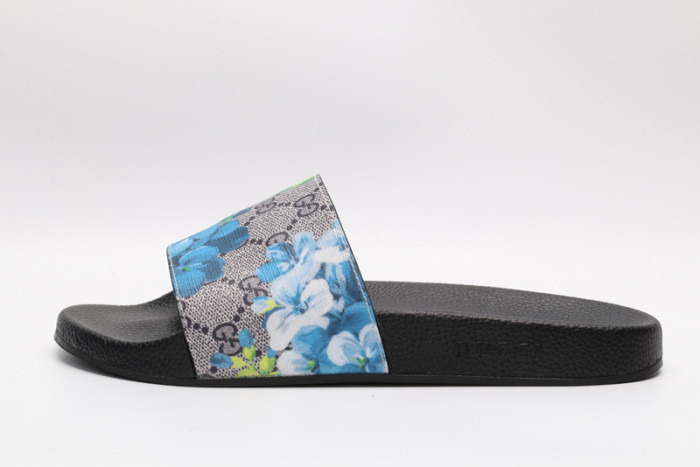 Gu66 SLIPPERS