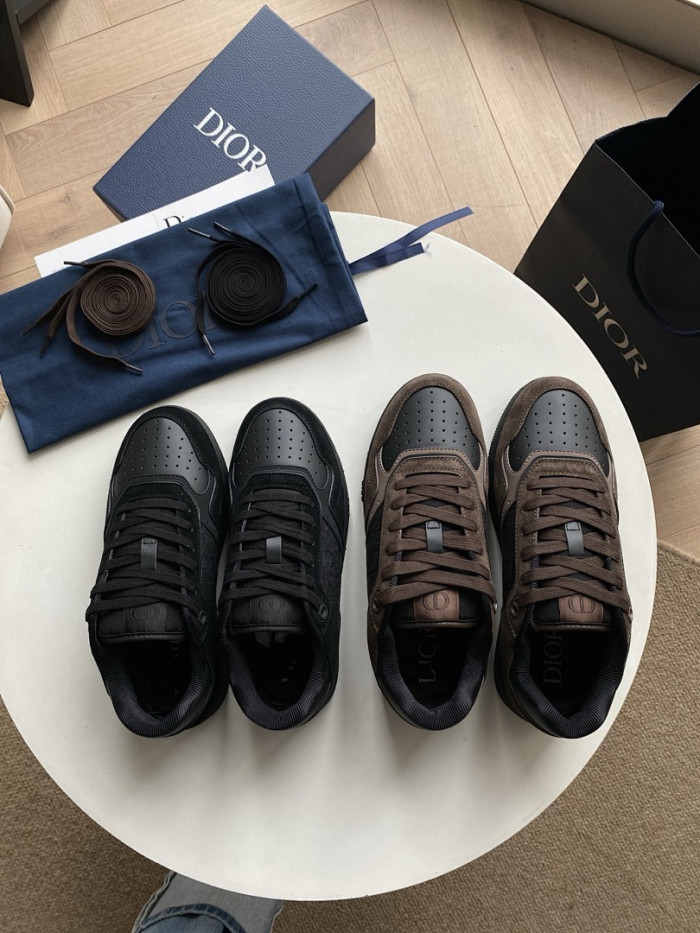 D10R B27 Sneaker