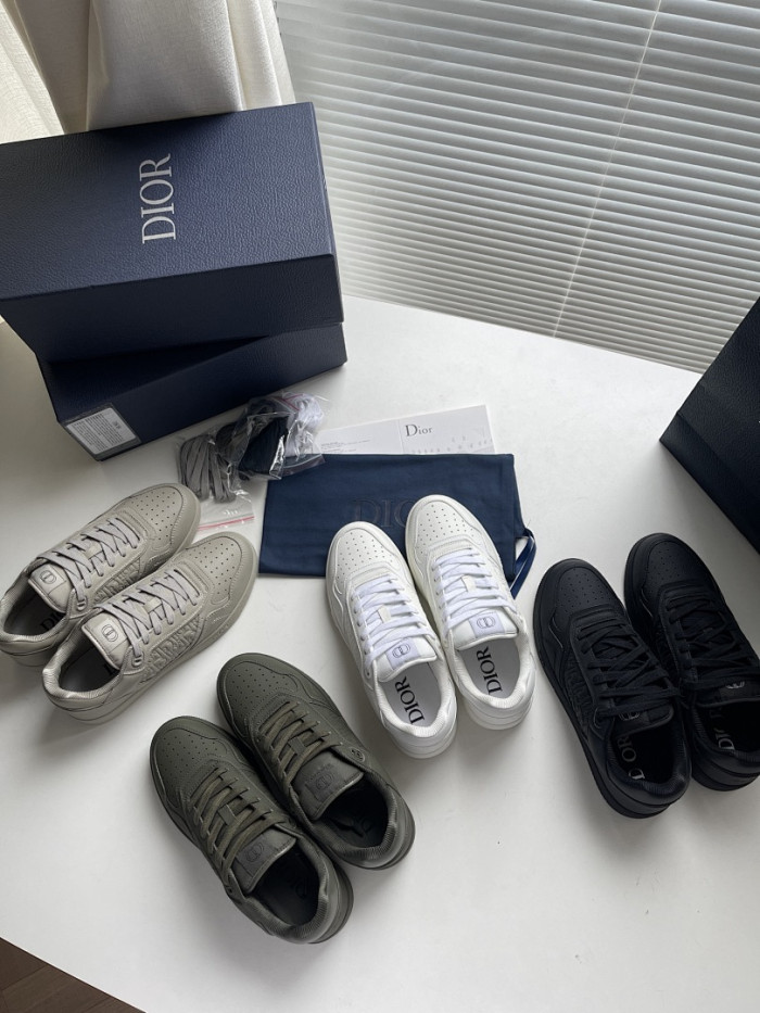 D10R B27 Sneaker