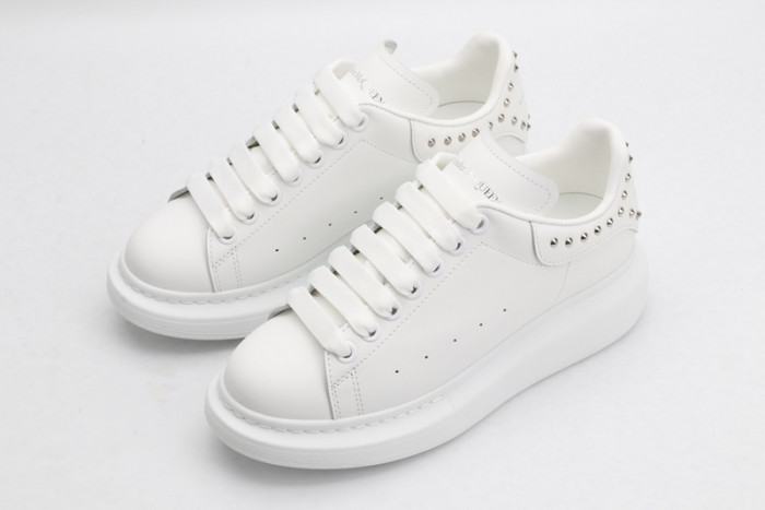 MQ Sneakers