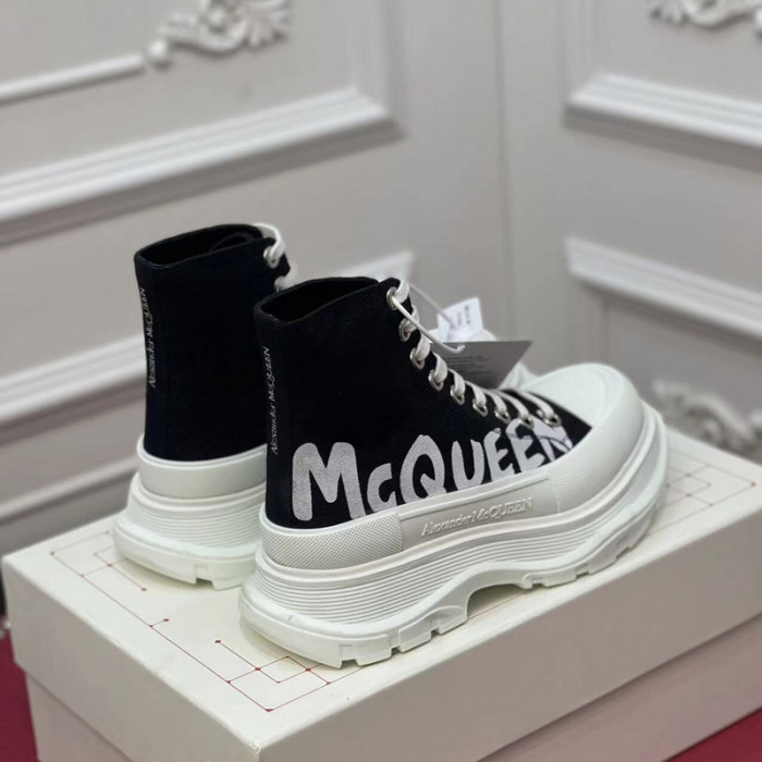 MQ Sneakers
