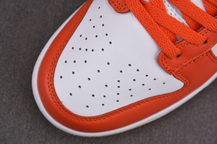 Nike Dunk Low University Gold (W) DQ4690-800