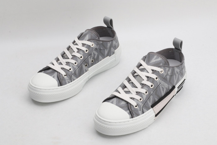 D10R B23 Sneakers Low Top