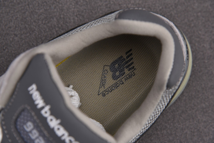 N3W BLANCE SNEAKER