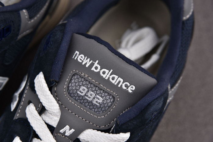 N3W BLANCE SNEAKER
