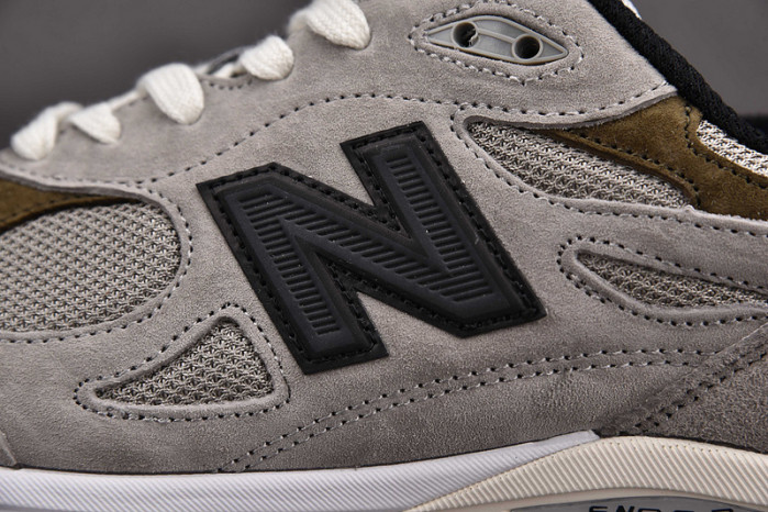 N3W BLANCE SNEAKER