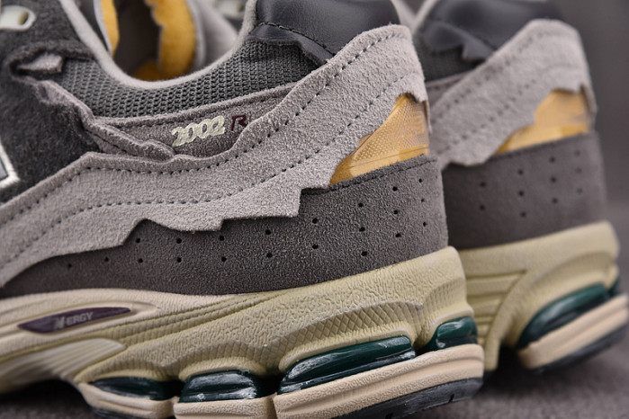 N3W BLANCE SNEAKER