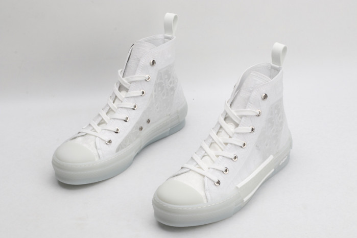 D10R B23 Oblique High Top Sneaker